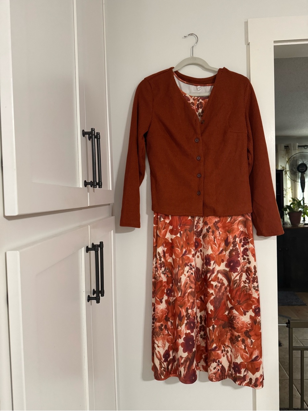 Floral Rust Midi Dress w/Matching Rust Cardigan NIP Great for the fall/winter